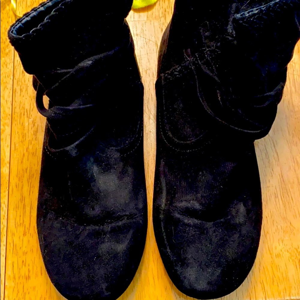 Report Short Booties